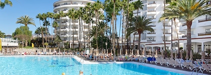 Servatur Waikiki
