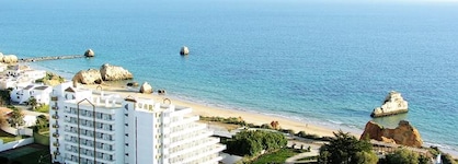 Hotel Luar