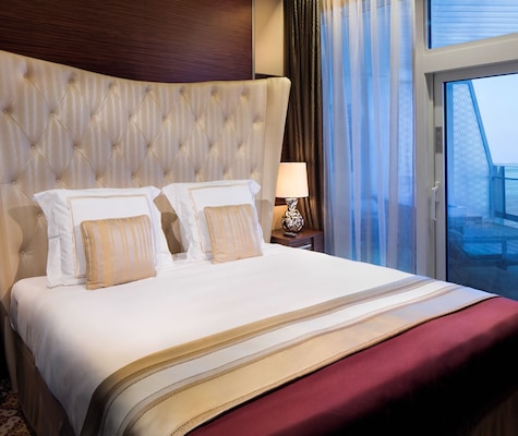 imagem Celebrity Reflection 19