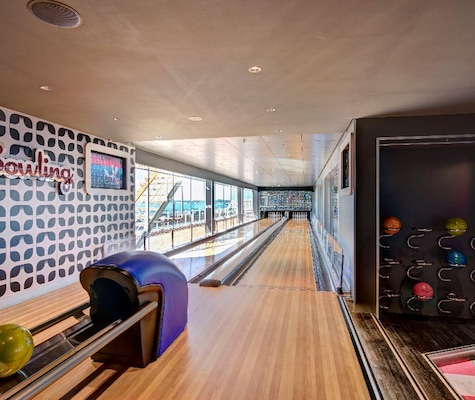 Bowling