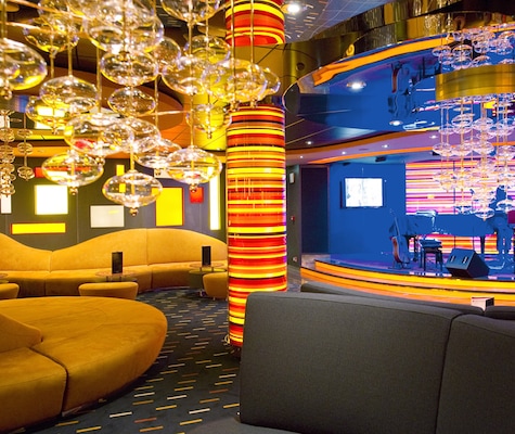 imagem MSC Divina 8