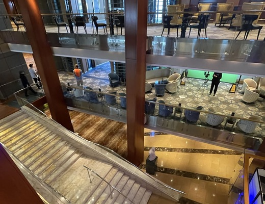 imagem Celebrity Infinity 11