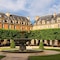 Hipotel Belgrand Edith Piaf - map