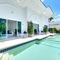 La Perle Luxury Boutique Hotel - map
