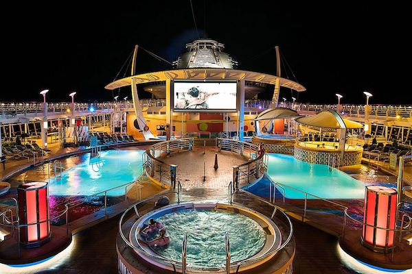 imagem Explorer of the Seas 17