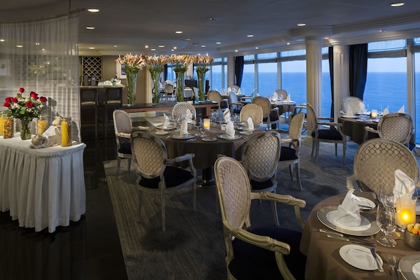imagem Azamara Journey 4