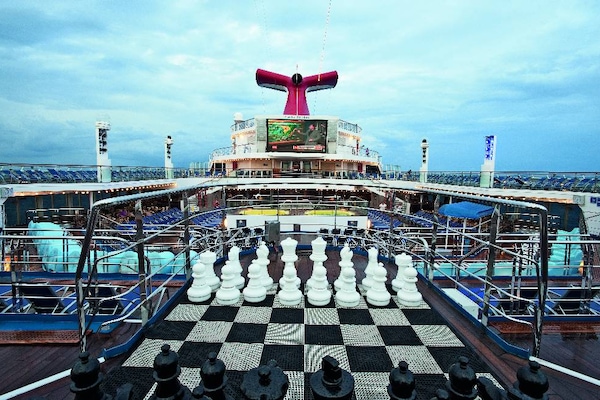imagem Carnival Freedom 13