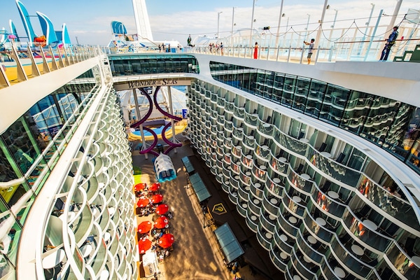 imagem Wonder of the Seas 17