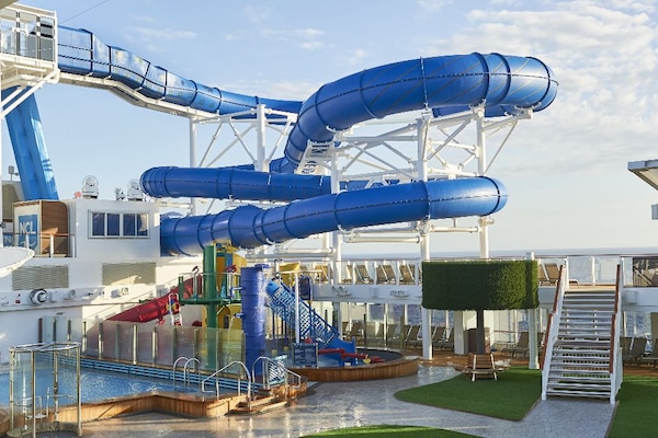 imagem Norwegian Joy 14