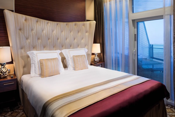 imagem Celebrity Reflection 19