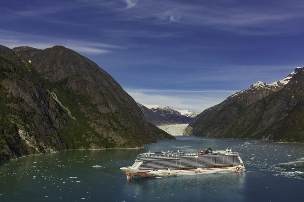imagem Norwegian Joy 15