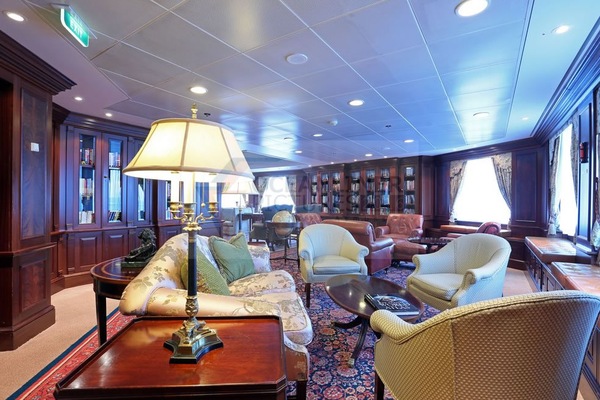 imagem Oceania Insignia 11
