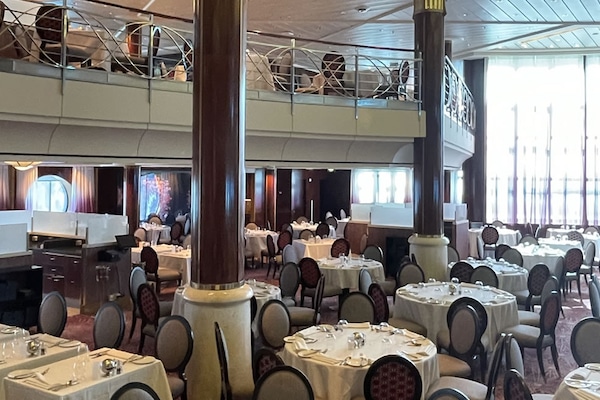 imagem Celebrity Infinity 13
