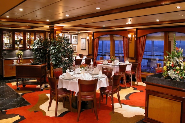 Cagneys Steakhouse