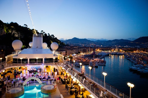 imagem Azamara Quest 20