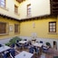 Hotel Casona De La Reyna