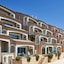 Aparthotel Bahía Suites Camp De Mar