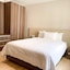 Olympia Hotel By Lodgo