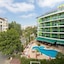 L&B Hotel