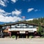 Lobstick Lodge