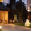 Lions Garden Hotel