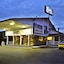 Nampa Inn & Suites