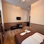 Central Hotel 21