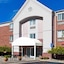 Sonesta Simply Suites Detroit Southfield