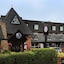 Village Hotel Hyde