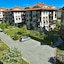 Bojur & Bojurland Apartment Complex