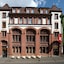 Central City Hotel Rochat
