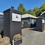 Black Swan Lakeside Boutique Hotel