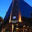 Rosslyn Thracia Hotel