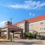 La Quinta Inn & Suites By Wyndham Mercedes