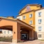 Comfort Suites