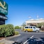 Quality Inn Grand Suites