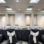 Holiday Inn Hotel & Suites Atlanta Airport North