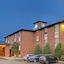 Days Inn & Suites By Wyndham Hickory