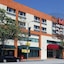 Metro Plaza Hotel
