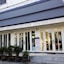 Ssip Boutique Dhevej Bangkok