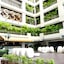 S33 Compact Hotel