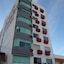 Emirates Hotel & Suítes