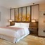 Hualuxe Shanghai Twelve At Hengshan By Ihg