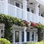 Southern Oaks Inn