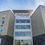 Applause Hotel By Clique