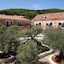 Balhambra Suites - Adults Only