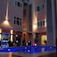 Grandbee Suites