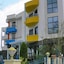 Hotel 1 Maji