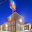 Super 8