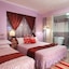 Love In Pearl Hostel